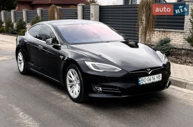 Tesla Model S 2017