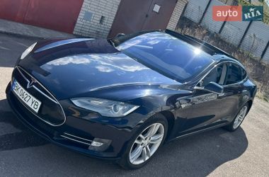 Tesla Model S  2014