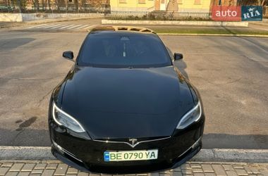 Tesla Model S  2018