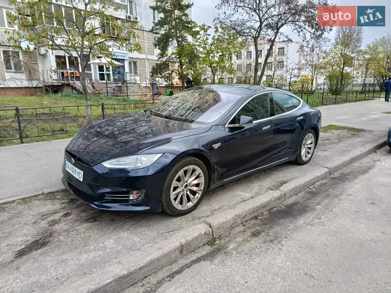 Tesla Model S
