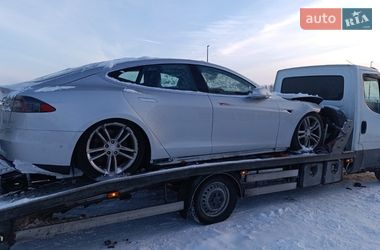 Tesla Model S  2014