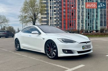 Tesla Model S  2017