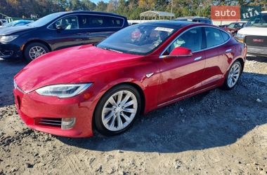 Tesla Model S  2016