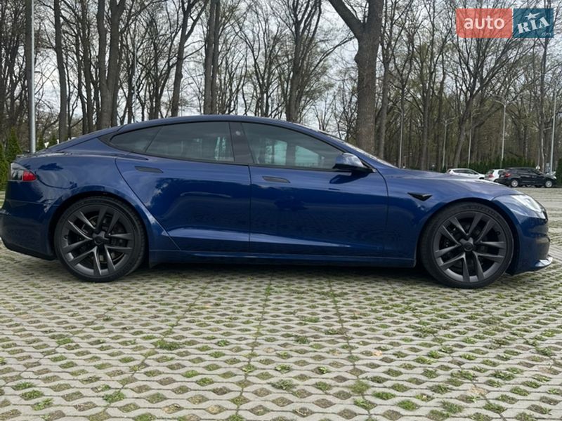 Лифтбек Tesla Model S 2022 в Харькове