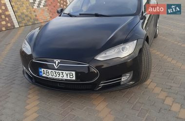 Tesla Model S  2015