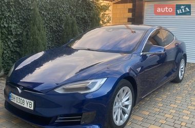 Tesla Model S  2016
