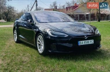 Tesla Model S  2016