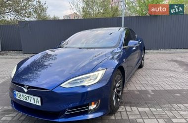 Tesla Model S  2019