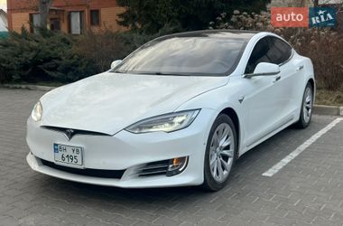 Tesla Model S  2017