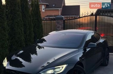 Tesla Model S  2023