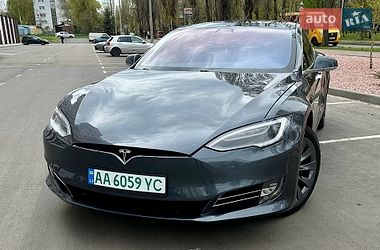 Tesla Model S  2017