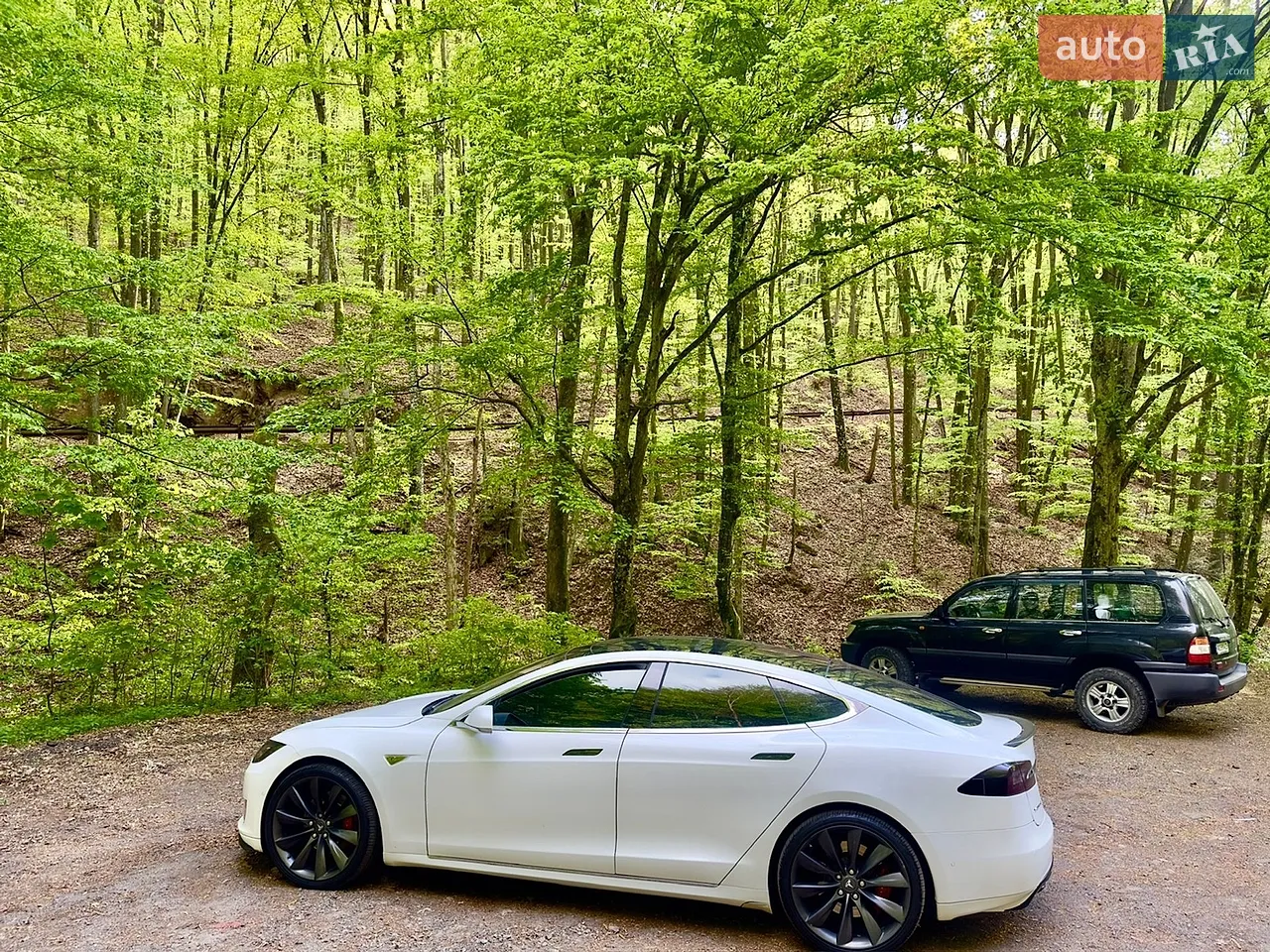 2015 Tesla Model S - мініатюра 4