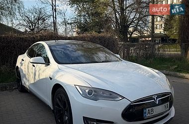 Tesla Model S  2014