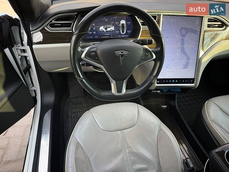 Ліфтбек Tesla Model S 2014 в Вінниці фото 5 Ліфтбек Tesla Model S 2014 в Вінниці