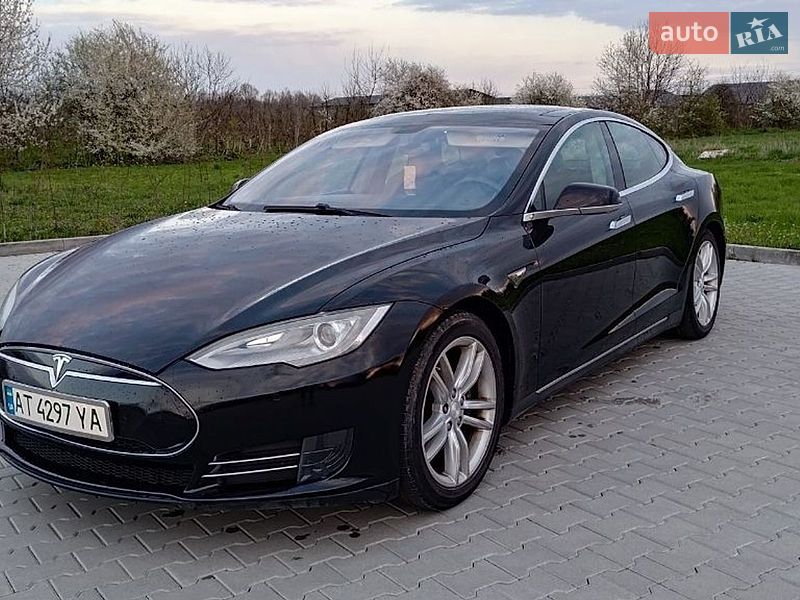 Лифтбек Tesla Model S 2013 в Богородчанах