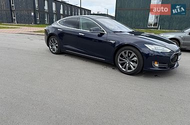 Tesla Model S  2014