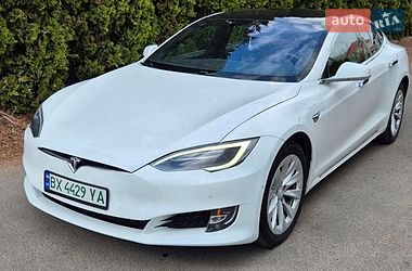 Tesla Model S  2017