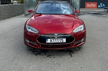 Tesla Model S  2015