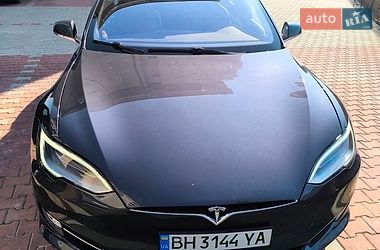 Tesla Model S  2016