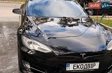 Tesla Model S  2015