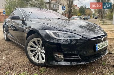 Tesla Model S  2018