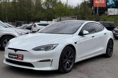 Tesla Model S  2022
