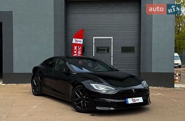 Tesla Model S  2022