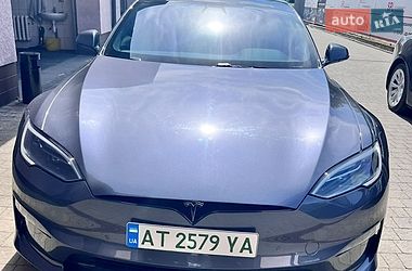 Tesla Model S 2022