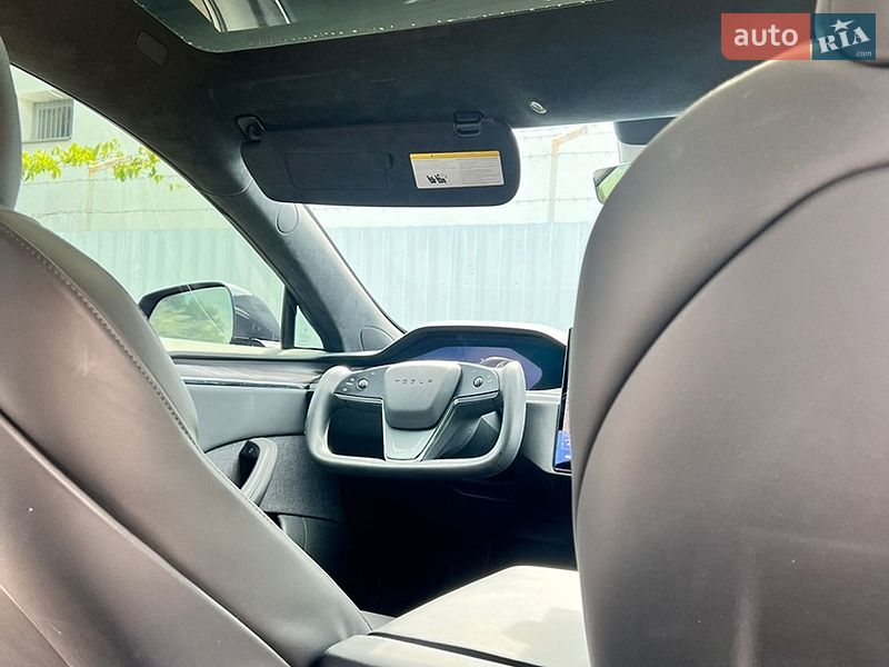 Ліфтбек Tesla Model S 2022 в Івано-Франківську