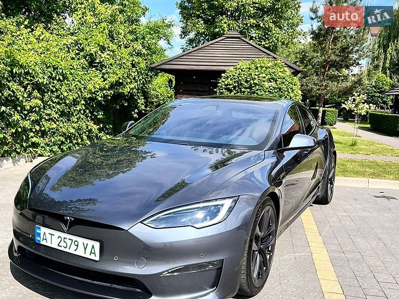 Ліфтбек Tesla Model S 2022 в Івано-Франківську