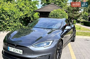 Tesla Model S 2022
