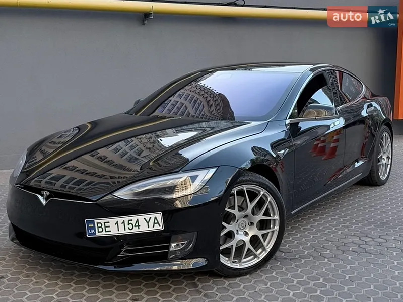 Tesla Model S 2017