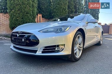 Tesla Model S  2013