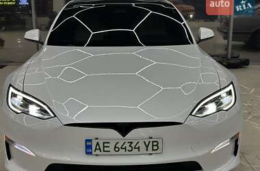 Tesla Model S  2022