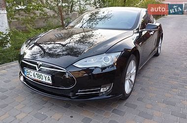 Tesla Model S  2013
