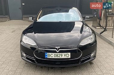 Tesla Model S  2015
