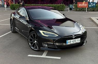 Tesla Model S  2018