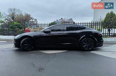 Tesla Model S  2021