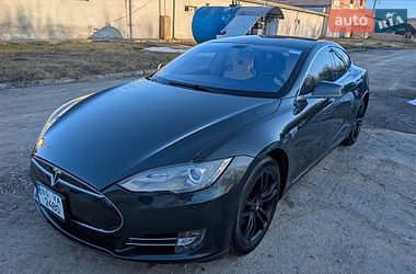 Tesla Model S  2013