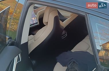 Лифтбек Tesla Model S 2017 в Львове фото 8 Лифтбек Tesla Model S 2017 в Львове