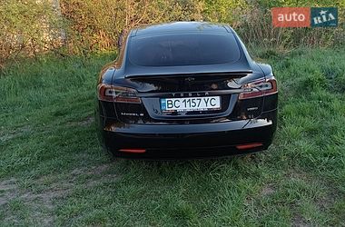 Лифтбек Tesla Model S 2017 в Львове фото 5 Лифтбек Tesla Model S 2017 в Львове