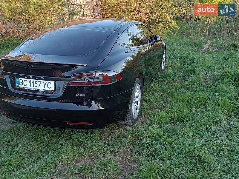 Лифтбек Tesla Model S 2017 в Львове фото 6 Лифтбек Tesla Model S 2017 в Львове