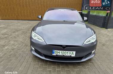 Tesla Model S  2019