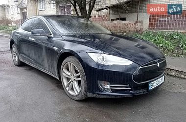 Tesla Model S  2013