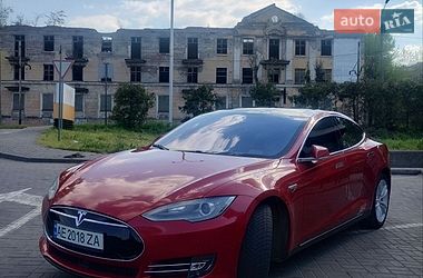Tesla Model S  2016