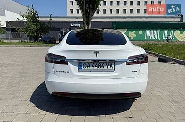 Лифтбек Tesla Model S 2017 в Черкассах