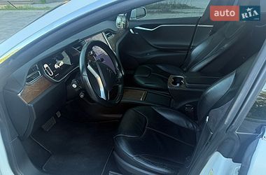 Лифтбек Tesla Model S 2017 в Черкассах