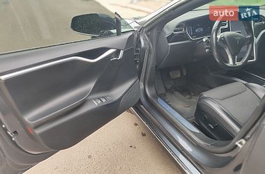 Ліфтбек Tesla Model S 2018 в Києві