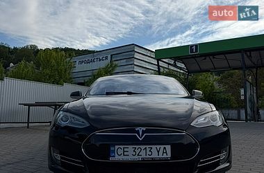 Tesla Model S  2015