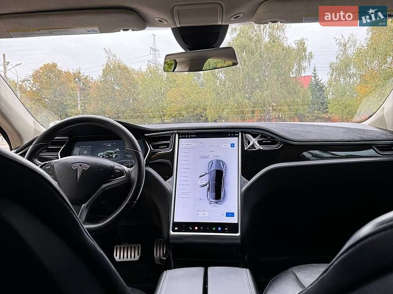 Лифтбек Tesla Model S 2014 в Харькове